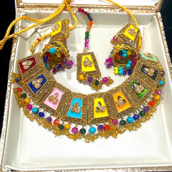Jewelry - Navratan Gold Tone Jadau Choker Necklace Set Necklace, earrings and tikka)
